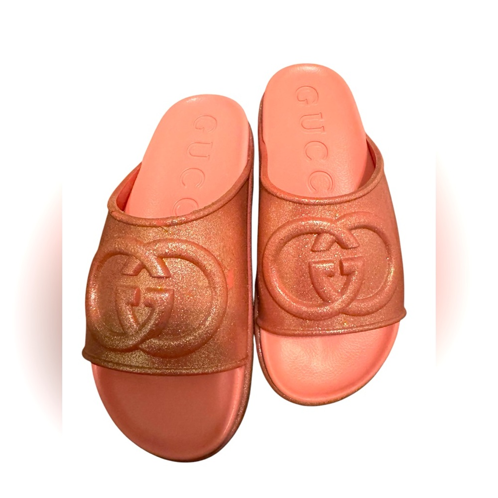 GUCCI Slides